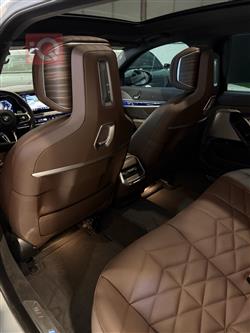 بي ام دبليو الفئة 7